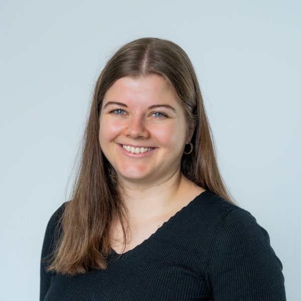 Laura-e1725892384975.jpg Laura-e1725892384975.jpg